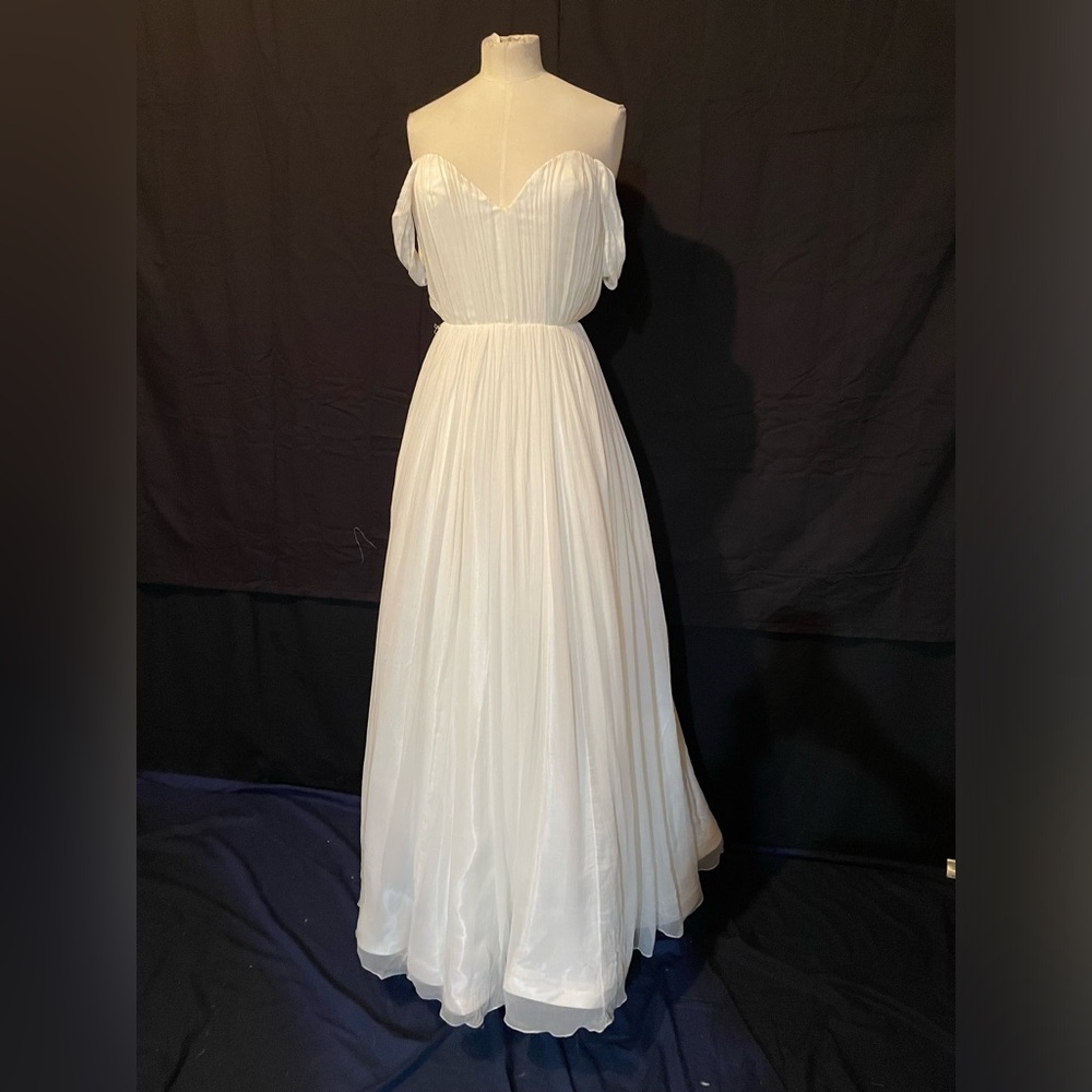Pas De Deux, Ivory Silk Chiffon Wedding Dress A-Line Gown Lace 2 NEW